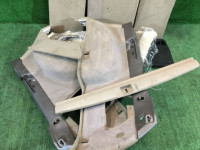 แผงบุห้องเก็บของท้าย SUBARU LANCASTER OEM 94015AE020GF 94015AE030GF 94047AE020AD 94047AE030AD 94016AE010GF BH9 1998 beige 8L5