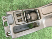 杯架 SUBARU LANCASTER OEM 66150AE020DG 92132AE000DG BH9 1998 beige 8L5
