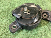 エンジンマウント SUBARU LANCASTER OEM 41022AE020 41022AE030 BH9 1998 EJ254