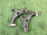 Braços de suspensão dianteiros SUBARU LANCASTER OEM 20200AA200 20200AA210 BH9 1998 EJ254