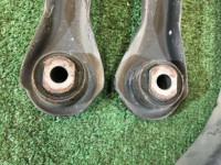 Rear control arms SUBARU LANCASTER OEM 20250AE010 20250AE040 20250AE041 20250AE000 BH9 1998 EJ254