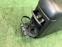 グローブボックス・アームレスト кожа SUBARU LEGACY OEM 92111AE030ML BEE 2002 silver 01G