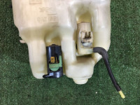 Бачок омывателя SUBARU LEGACY OEM 86610AE010 BEE 2002 EZ30
