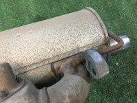 Panela de escape SUBARU LEGACY OEM 44300AE240 BEE 2002 EZ30