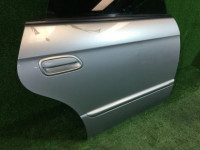 Дверь задняя правая SUBARU LEGACY OEM 60400AE400 BEE 2002 silver 01G