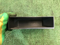 ช่องเก็บของใต้วิทยุ SUBARU LANCASTER OEM 66511FA070 BH9 1998 beige 8L5