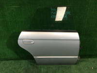 Дверь задняя правая 60400AE240 60400AE400 60400AE140 SUBARU LEGACY