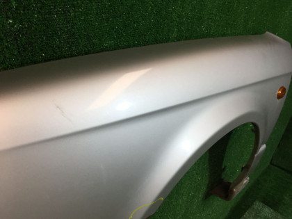 Aleta delantera izquierda дефект SUBARU LEGACY OEM 57120AE011 BE5 2000 Silver 792