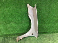 Крыло переднее правое дефект SUBARU LEGACY OEM 57120AE001 BE5 2000 Silver 792