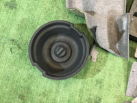 แผงบุห้องเก็บของท้าย SUBARU LEGACY OEM 94511AE040 94511AE050 94514AE000 94511AE060 91144AE000 BE5 2000 Silver 792