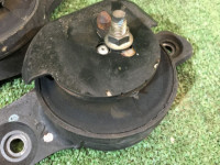 Soportes de motor SUBARU LEGACY OEM 41022AE000 41022AE001 41022AE010 41022AE011 BE5 2000 EJ206