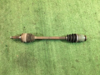 Palier delantero SUBARU LEGACY OEM 28021AC200 BE5 2000 EJ206