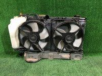 ラジエーター SUBARU LEGACY OEM 45111AE021 45119AE020 BE5 2000 EJ206