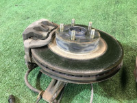 Ступицы передние 294 SUBARU LEGACY OEM 28012AC040 28012AC050 28016AA011 26310AC040 26291AC041 BE5 2000 EJ206