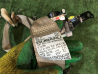 Ремни безопасности передние SUBARU LANCASTER OEM 64620AE000GF 64620AE010GF BH9 1998 beige 8L5