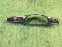 กรอบมาตรวัด SUBARU LEGACY OEM 66180AE000 BE5 2000 Silver 792