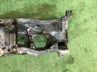 Travesaño delantero SUBARU FORESTER OEM 20101SA020 20101FE520 SG5 2006 EJ203