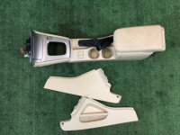 Бардачок подлокотник высокий SUBARU FORESTER OEM 66150SA100EU 92113FE100EU 92114SA030EU 92136FE000EU SG5 2006 51E