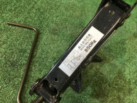 Домкрат SUBARU FORESTER OEM 97030FC110 97030FC111 SG5 2006