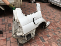 右リアフェンダー SUBARU FORESTER OEM 51439SA0029P SG5 2006 51E