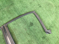 Left door seal SUBARU FORESTER OEM 63521SA010 SG5 2006 51E