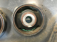 Travessa traseira SUBARU LEGACY OEM 20152AE000 20152AE001 BH9 2000 EJ254