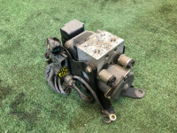 กล่อง ABS VDC SUBARU LEGACY OEM 27539AE001 BH9 2000 EJ254