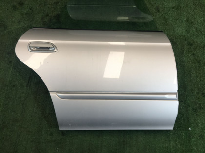 右リアドア SUBARU LEGACY OEM 60400AE400 BH9 2000 silver 792
