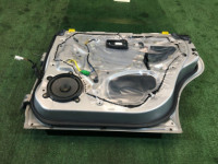 右リアドア SUBARU LEGACY OEM 60400AE400 BH9 2000 silver 792