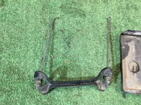 Suporte da bateria SUBARU LEGACY OEM 82182AA040 82122AA011 82161AA040 BH9 2000