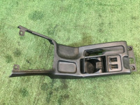 Подстаканник 92132AE000ML 66150AE020ML SUBARU LEGACY