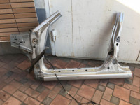 Estribo metálico izquierdo SUBARU LEGACY OEM 51415AE011 BHE BH9 BH5 2000 silver 792