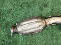 Средняя часть глушителя SUBARU LEGACY OEM 44200AE050 44200AE051 BH9 2000 EJ254