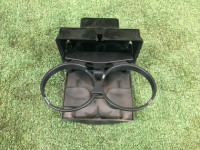 Подстаканник 66150AE040AC 66150AE040ML SUBARU LEGACY