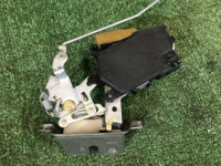 Fecho da porta da bagageira SUBARU LEGACY OEM 63032AE000 BH9 BHE BH5 2000 silver 792