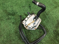 リザーバータンク SUBARU LEGACY OEM 21132AA100 BH5 BE5 2002