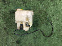 Бачок омывателя SUBARU LEGACY OEM 86610AE010 BH5 BE5 2002