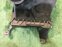 Корпус воздушного фильтра SUBARU LEGACY OEM 46052FE000, 46051AE000 BH5 BE5 2002