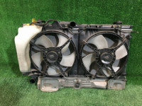 ラジエーター SUBARU LEGACY OEM 45111AE022 BH5 BE5 2002