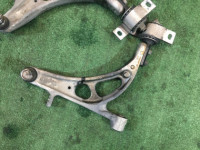 Brazos de suspensión delanteros SUBARU LEGACY OEM 20200FA220, 20200FA230, 20201FA060, 20201FA050 BH5 BE5 BE9 BHE BH9 2002