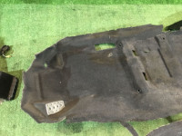 地毯 SUBARU LEGACY OEM 95011AG180JC BLE BL5 BL9 2003 black 32J