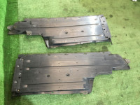 底盘护板 SUBARU LEGACY OEM 56411AG040, 56411AG050 BP5 BL5 BLE BPE BPH BL9 BP9 2003 black 32J