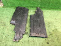 底盘护板 SUBARU LEGACY OEM 56411AG040, 56411AG050 BP5 BL5 BLE BPE BPH BL9 BP9 2003 black 32J