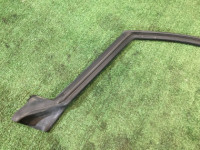 Junta de puerta derecha SUBARU LEGACY OEM 63521AG100 BLE BL5 BL9 2003 black 32J