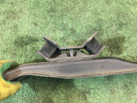 变速箱横梁 SUBARU LANCASTER OEM 41022AE120, 41011AE010 BHE BH9 2000 EZ30
