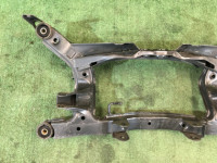 Travessa traseira SUBARU LANCASTER OEM 20152AE000 BHE BH9 BH5 BE5 BE9 BEE 2000 EZ30