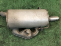 マフラー本体 SUBARU LANCASTER OEM 44300AE200 BHE 2000 EZ30
