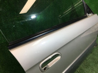 Porta dianteira direita SUBARU LANCASTER OEM 60009AE040 BHE BH9 2000 silver 9G9