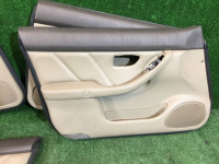 แผงบุประตู КОЖА SUBARU LANCASTER OEM 94210AE361AD , 94210AE371AD, 94220AE221AD, 94220AE231AD BHE BH9 BH5 2000 silver 9G9