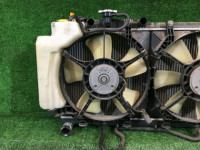 Radiador del motor SUBARU LANCASTER OEM 45111AE060, 45121AE020, 45131AE010, 45122AE010, 73310AE010 BHE BEE 2000 EZ30